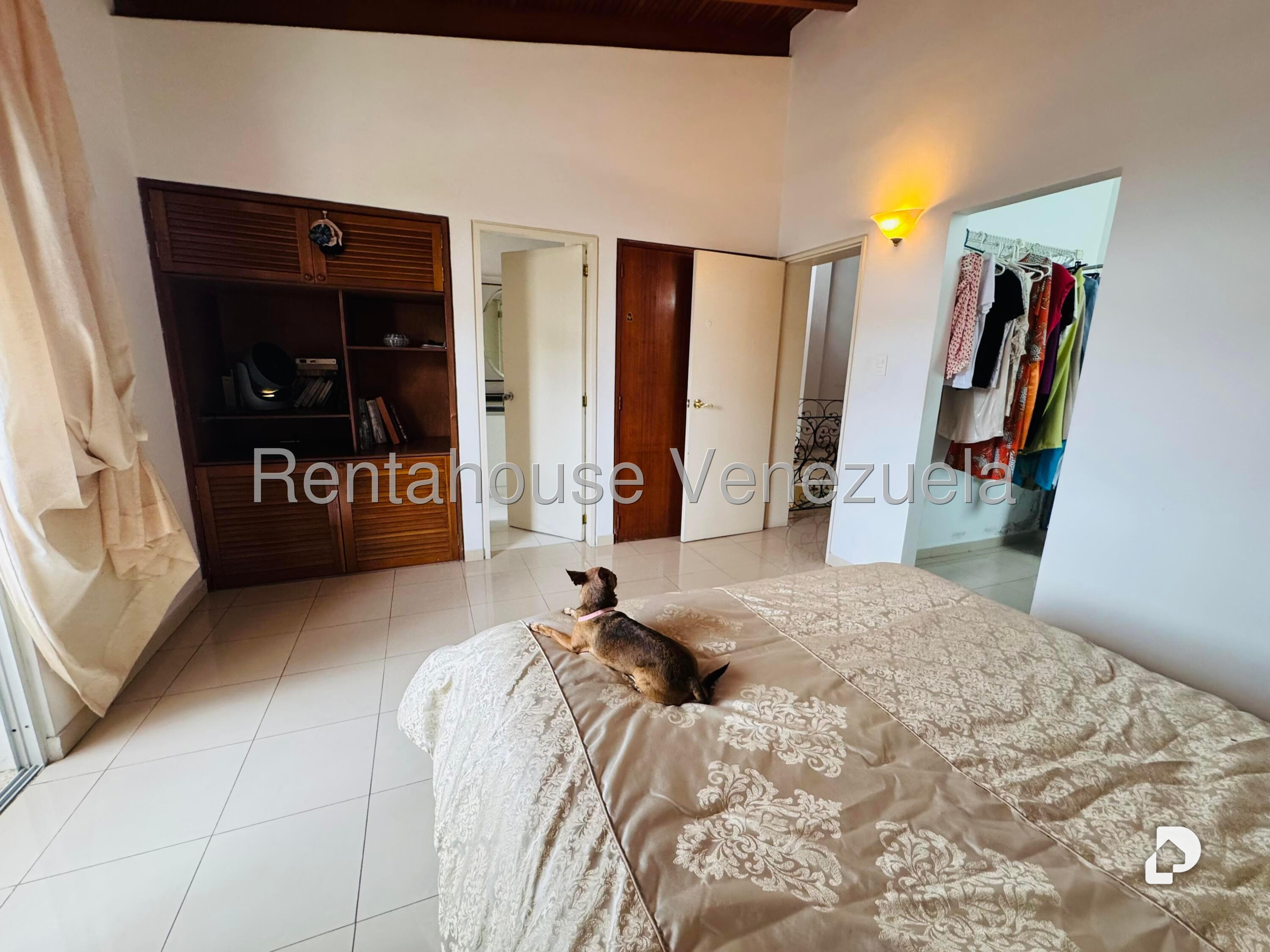 Casa en Colinas de Bello Monte, Caracas – 32