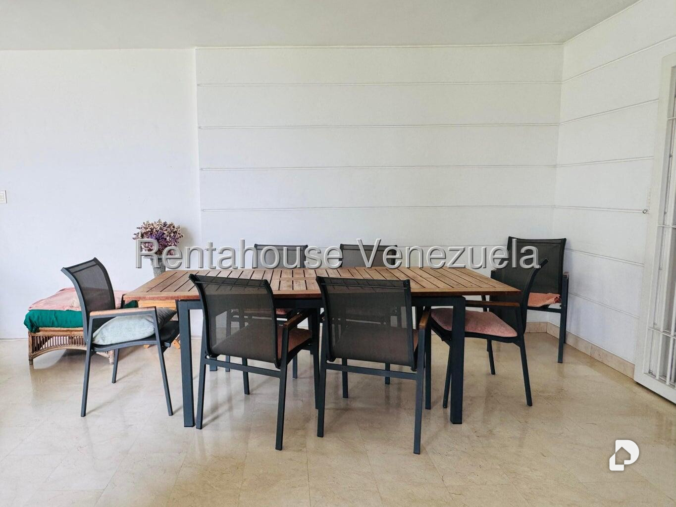 Casa en Colinas de Bello Monte, Caracas – 28