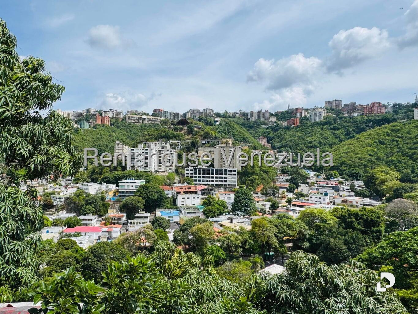 Casa en Colinas de Bello Monte, Caracas – 50