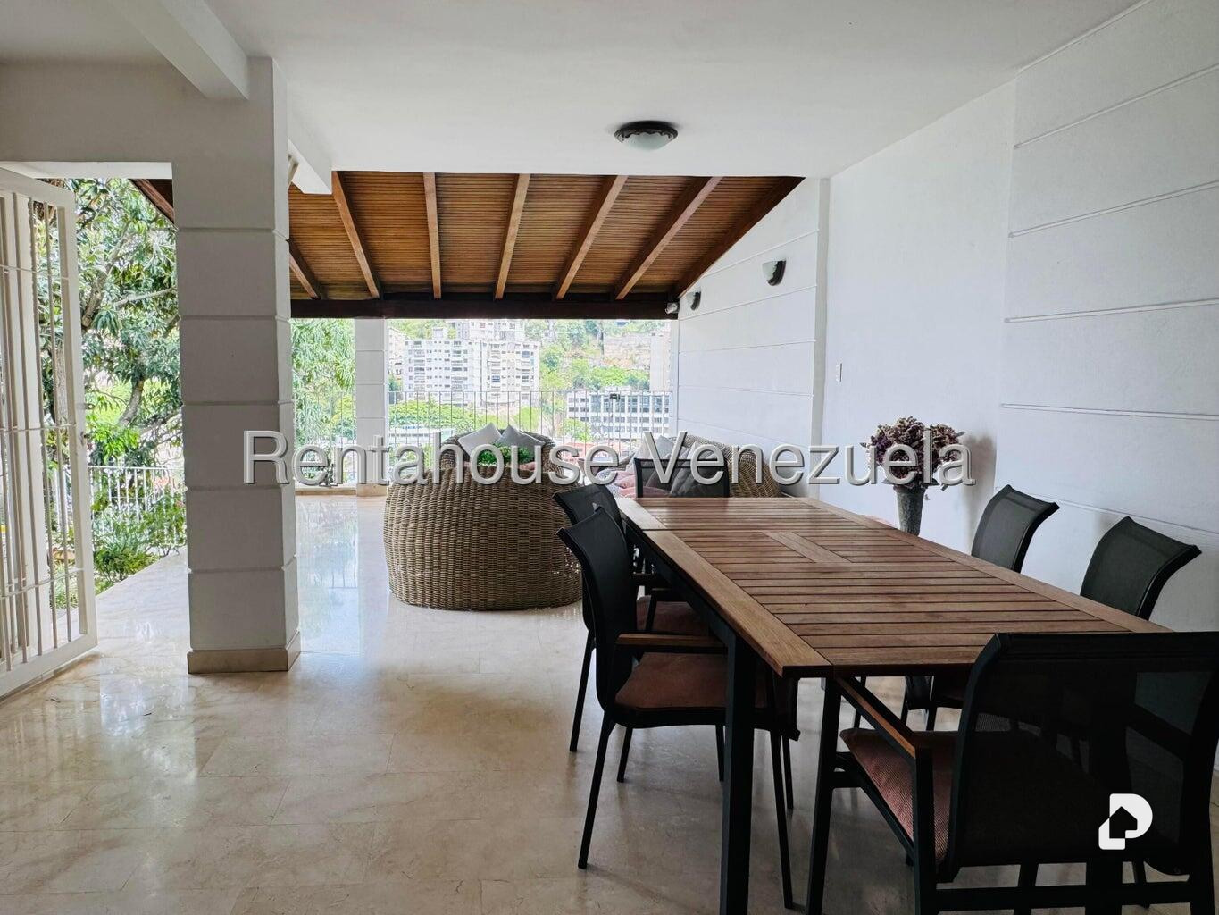 Casa en Colinas de Bello Monte, Caracas – 27