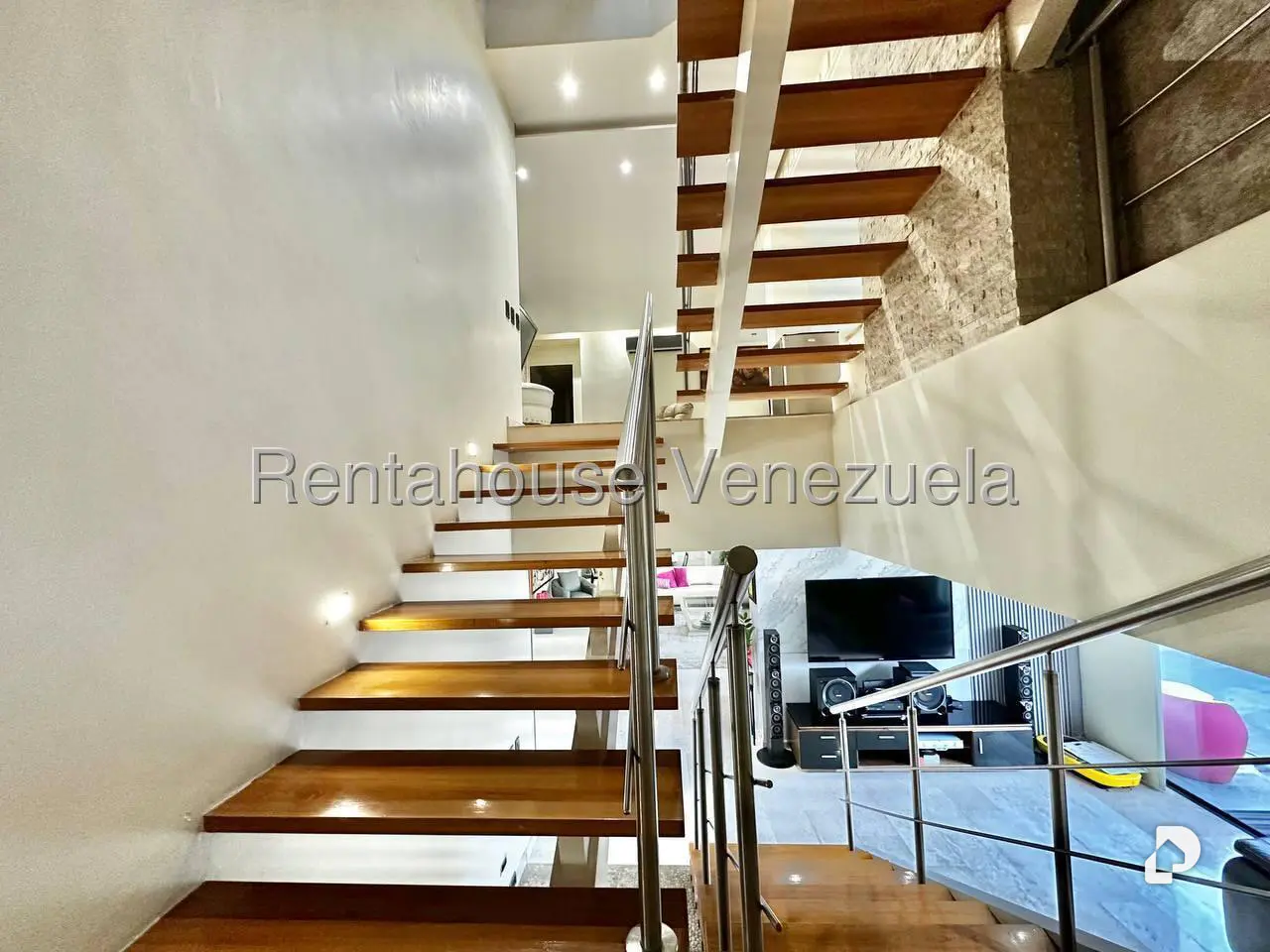 Apartamento en Lomas de La Alameda, Caracas – 19