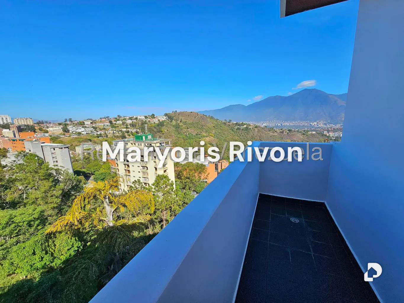 Casa en Los Naranjos (del Cafetal), Caracas – 22