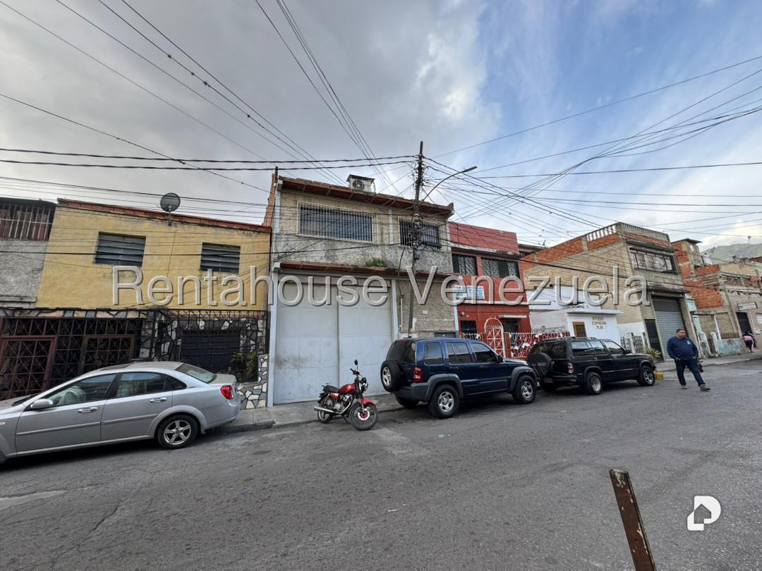 Galpón en Catia, Caracas – 19