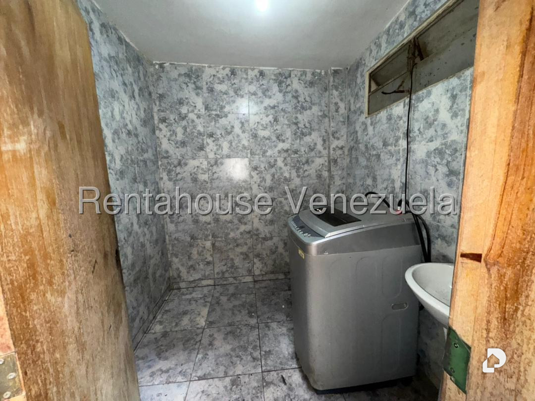 Galpón en Catia, Caracas – 18