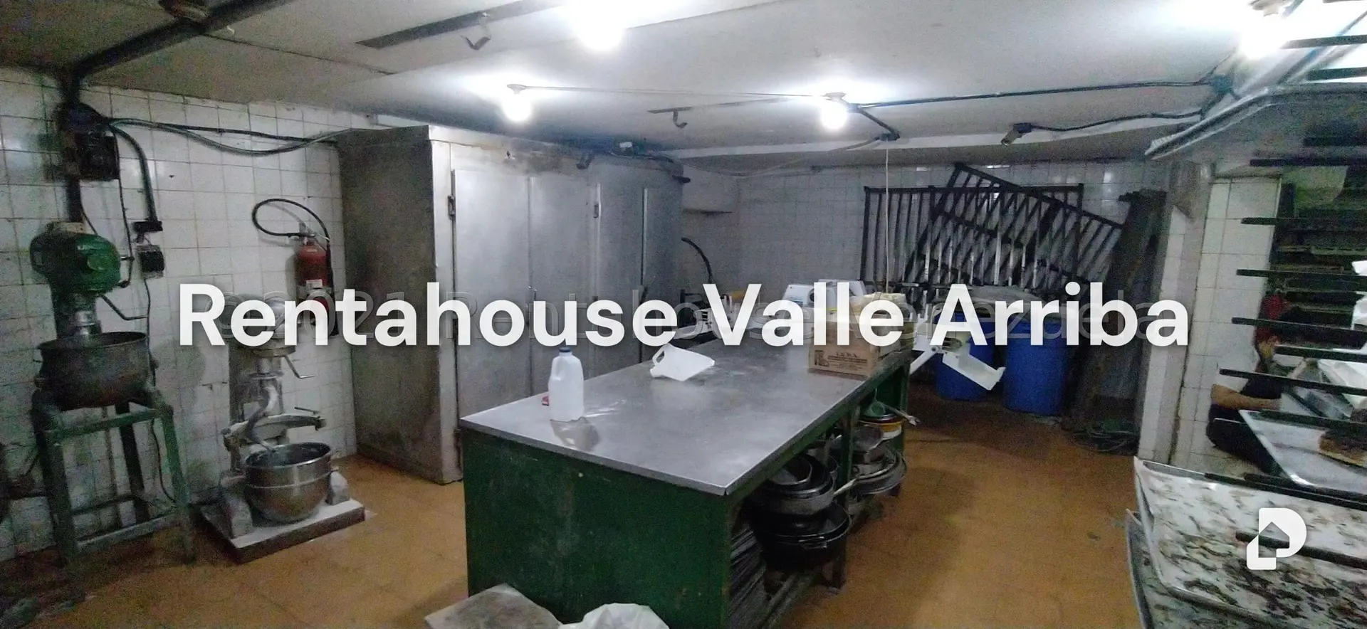 Local comercial en Las Acacias, Caracas – 18
