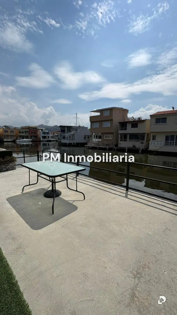 House in Puerto La Cruz – 18