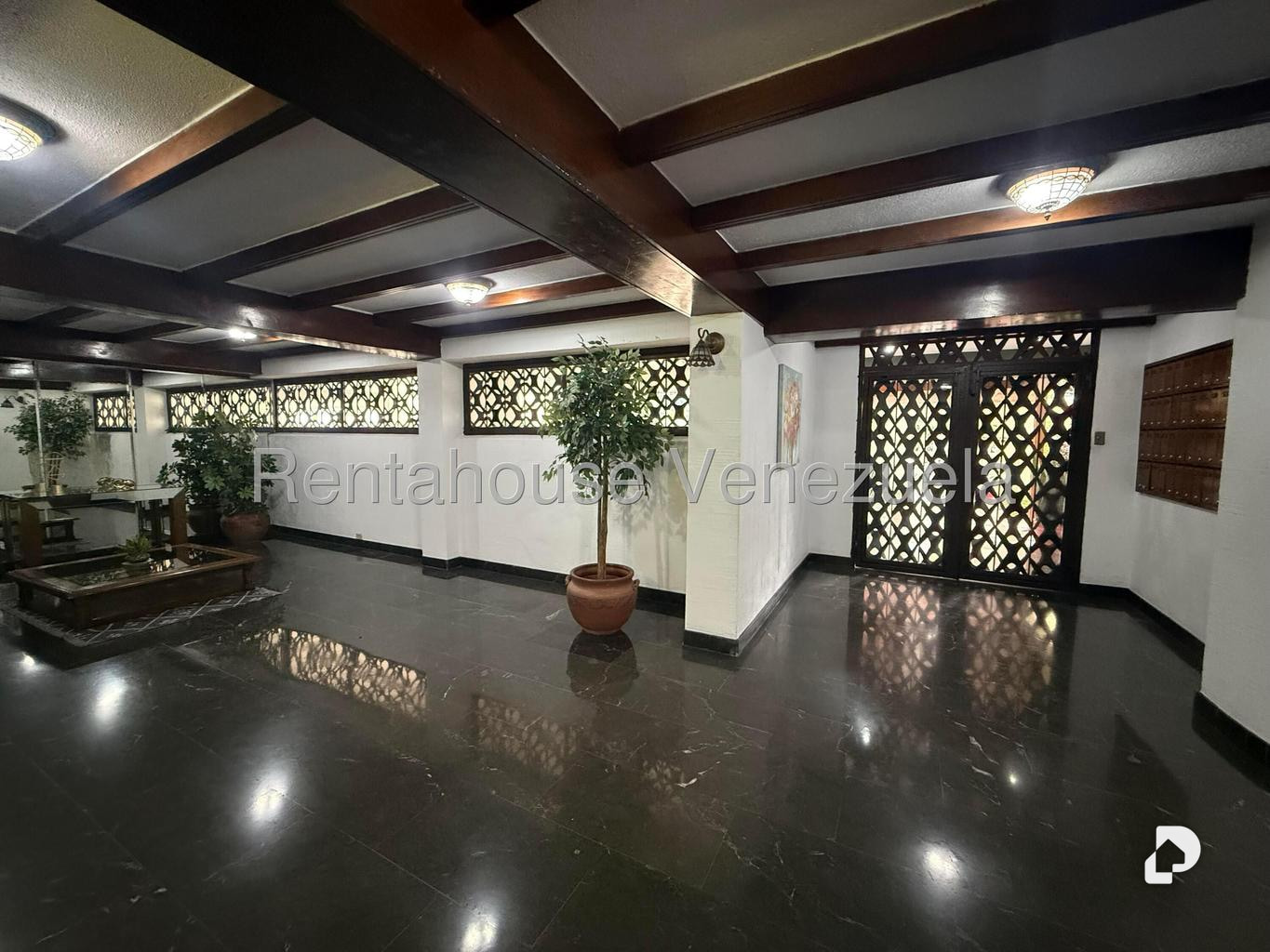 Apartamento en Santa Rosa de Lima, Caracas