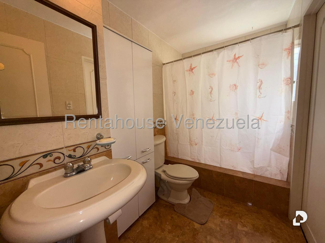 Apartamento en Santa Rosa de Lima, Caracas