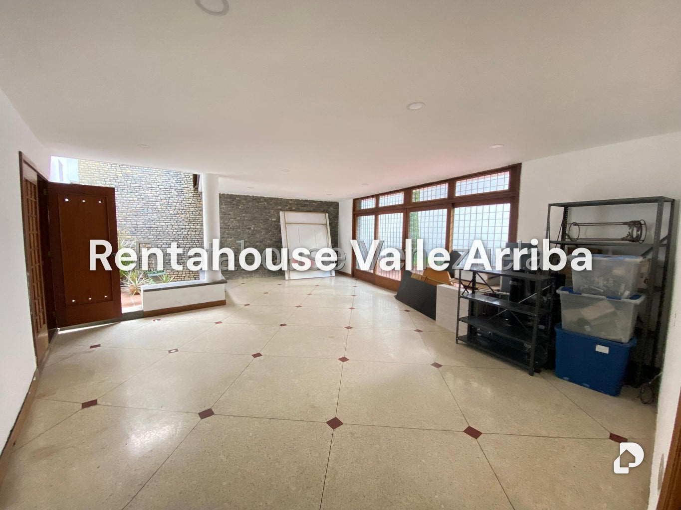Casa en Altamira, Caracas – 13