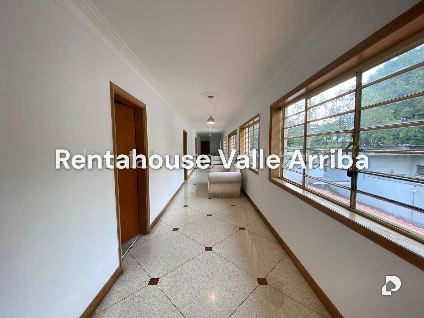 Casa en Altamira, Caracas – 23