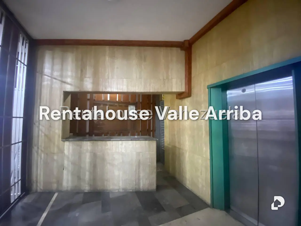 Local comercial en Parroquia Catedral, Caracas – 20