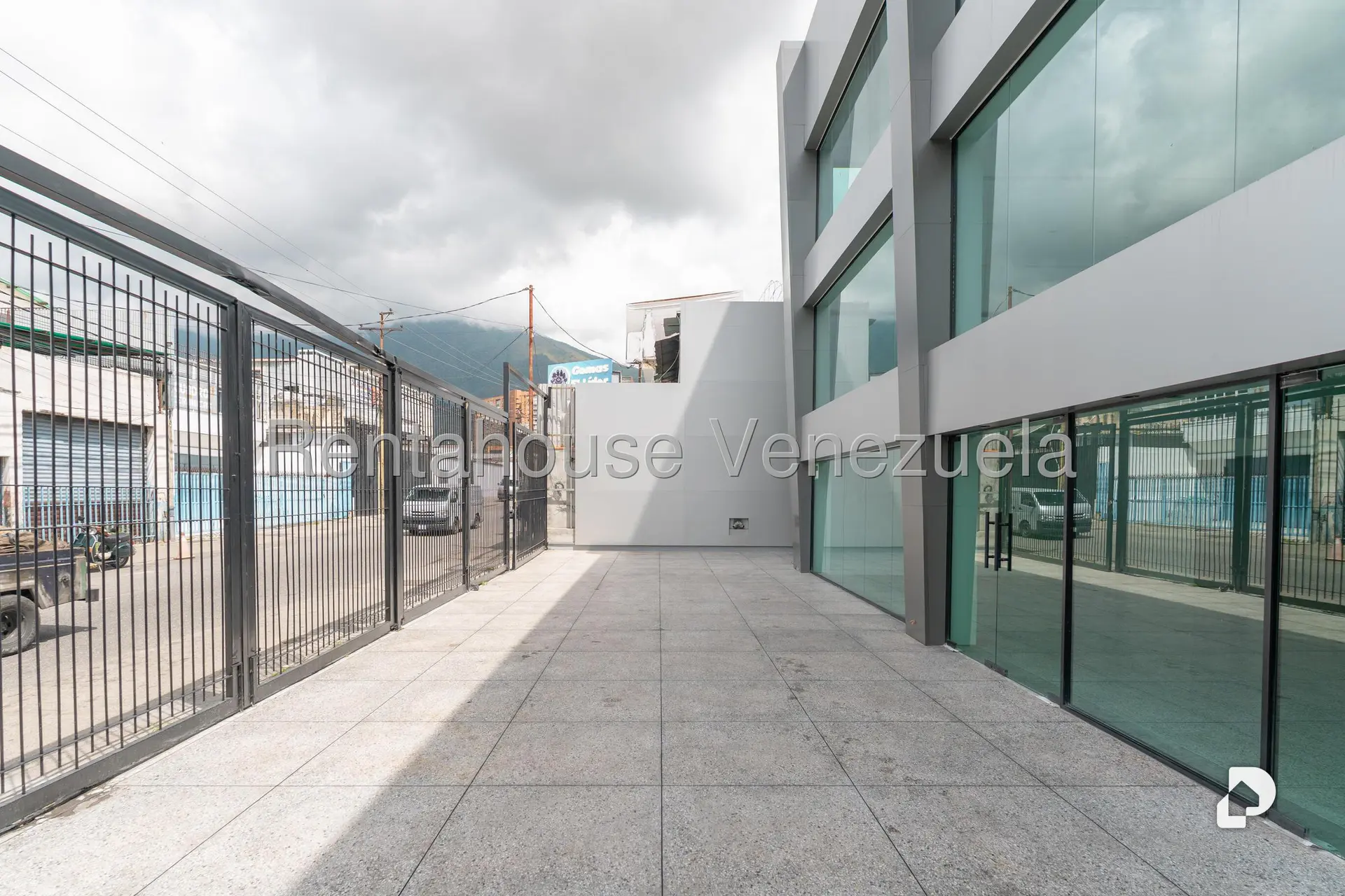 Edificio en Boleíta, Caracas – 2