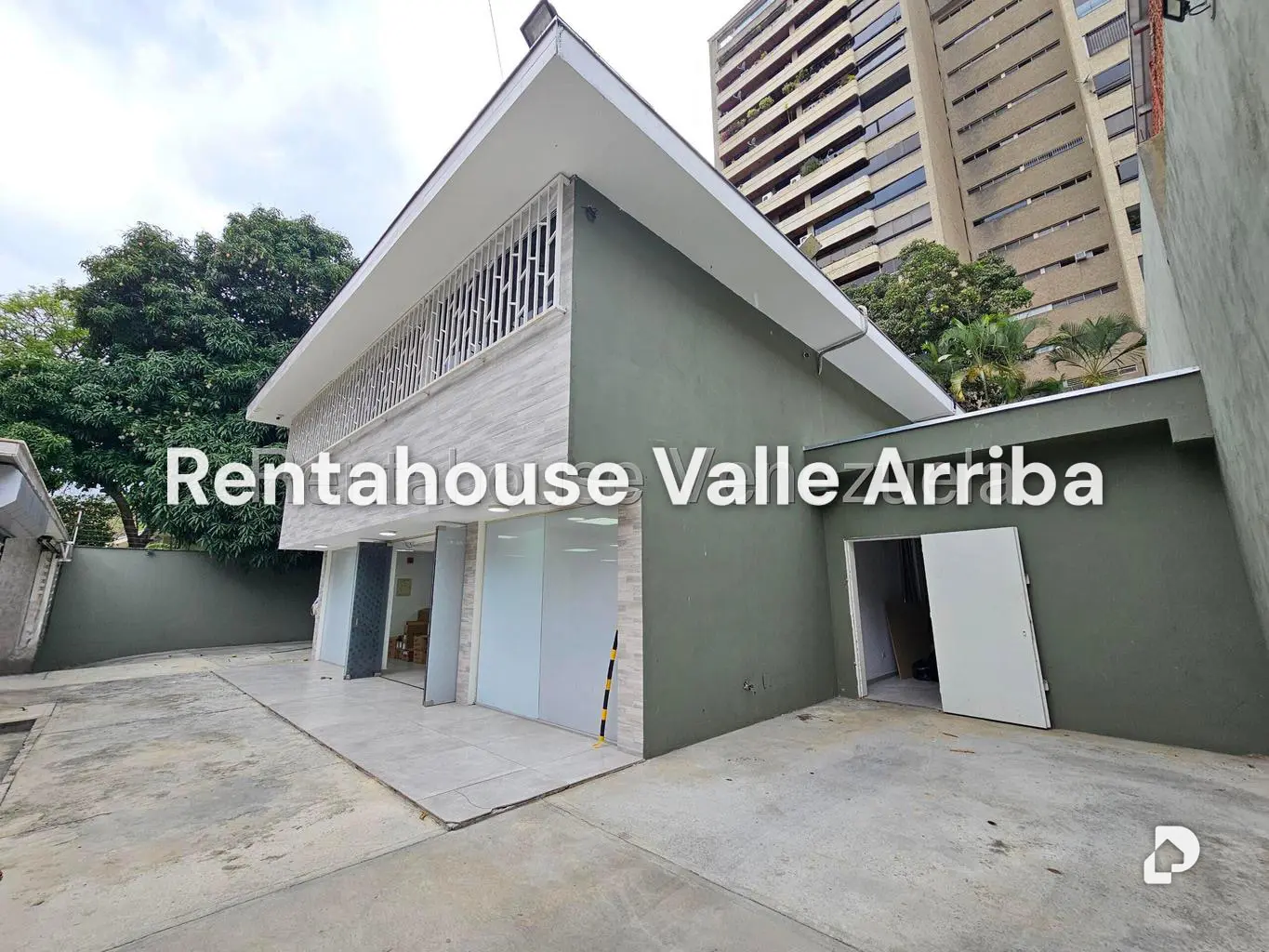 Local comercial en Santa Eduvigis, Caracas – 4