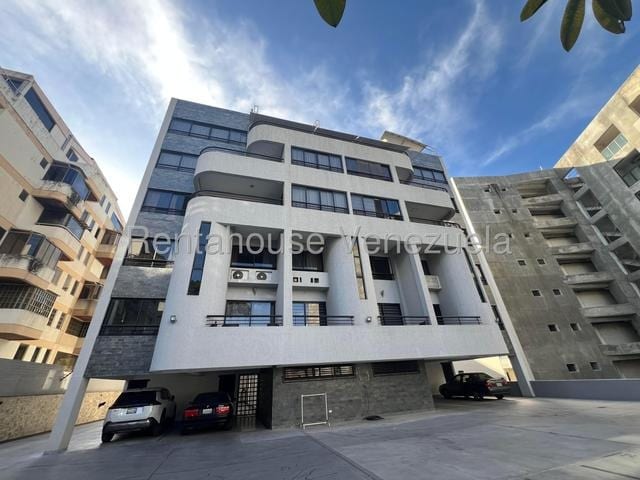 Apartamento en Las Mercedes, Caracas - 1