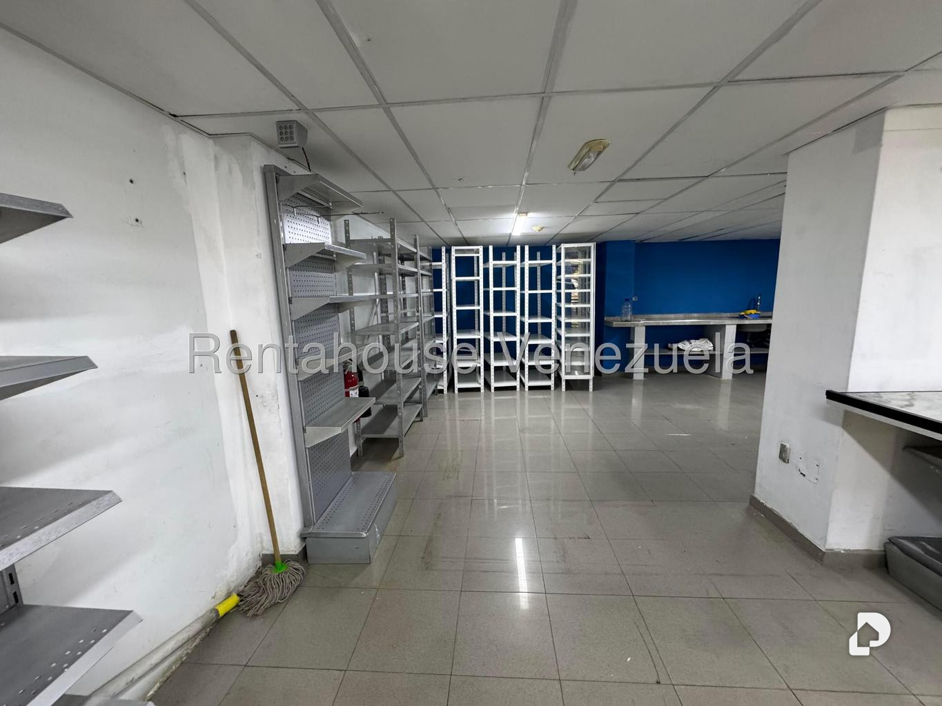 Local comercial en Colinas de Bello Monte, Caracas – 15