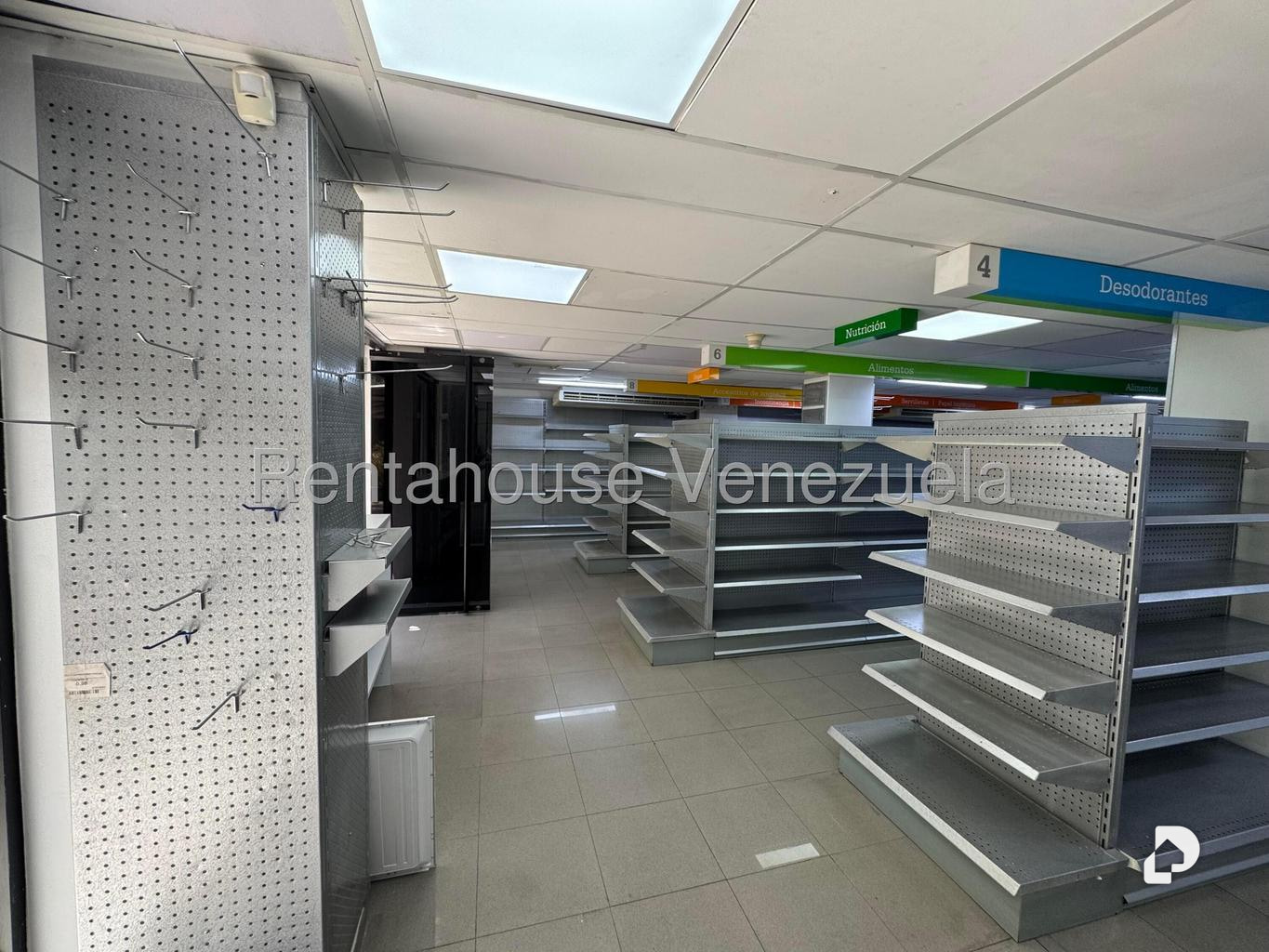 Local comercial en Colinas de Bello Monte, Caracas – 4