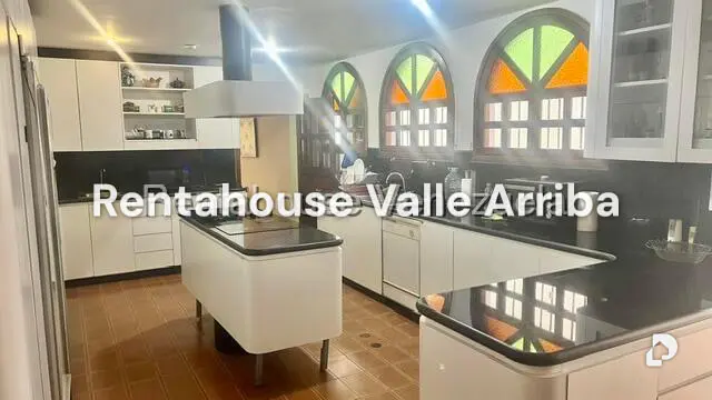 Casa en Macaracuay, Caracas – 13