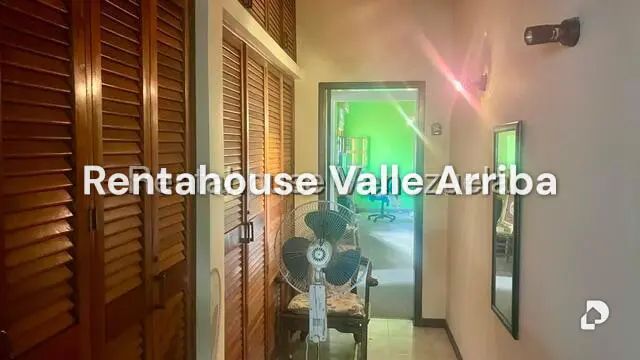 Casa en Macaracuay, Caracas – 28