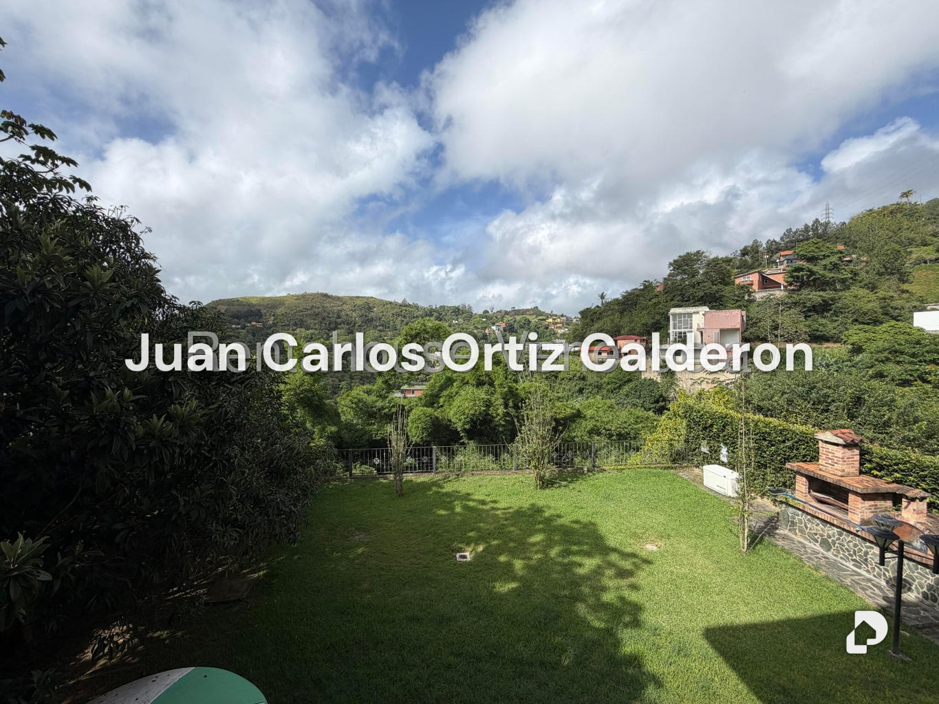 Casa en Villa Nueva Hatillo, Caracas – 25