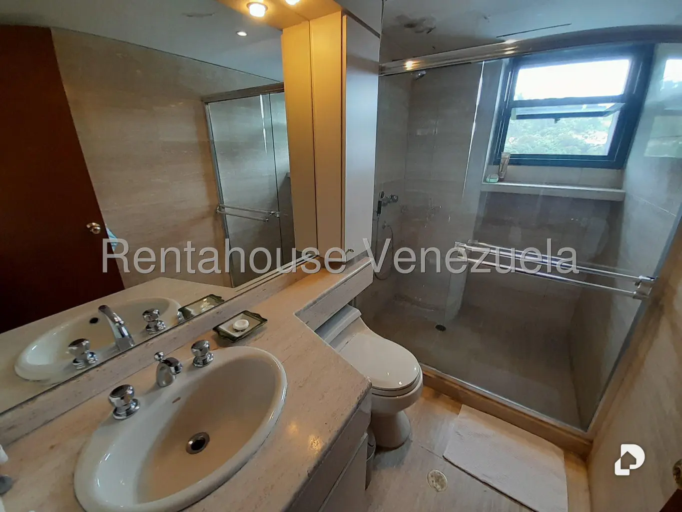 Apartamento en Lomas de La Lagunita, Caracas – 25