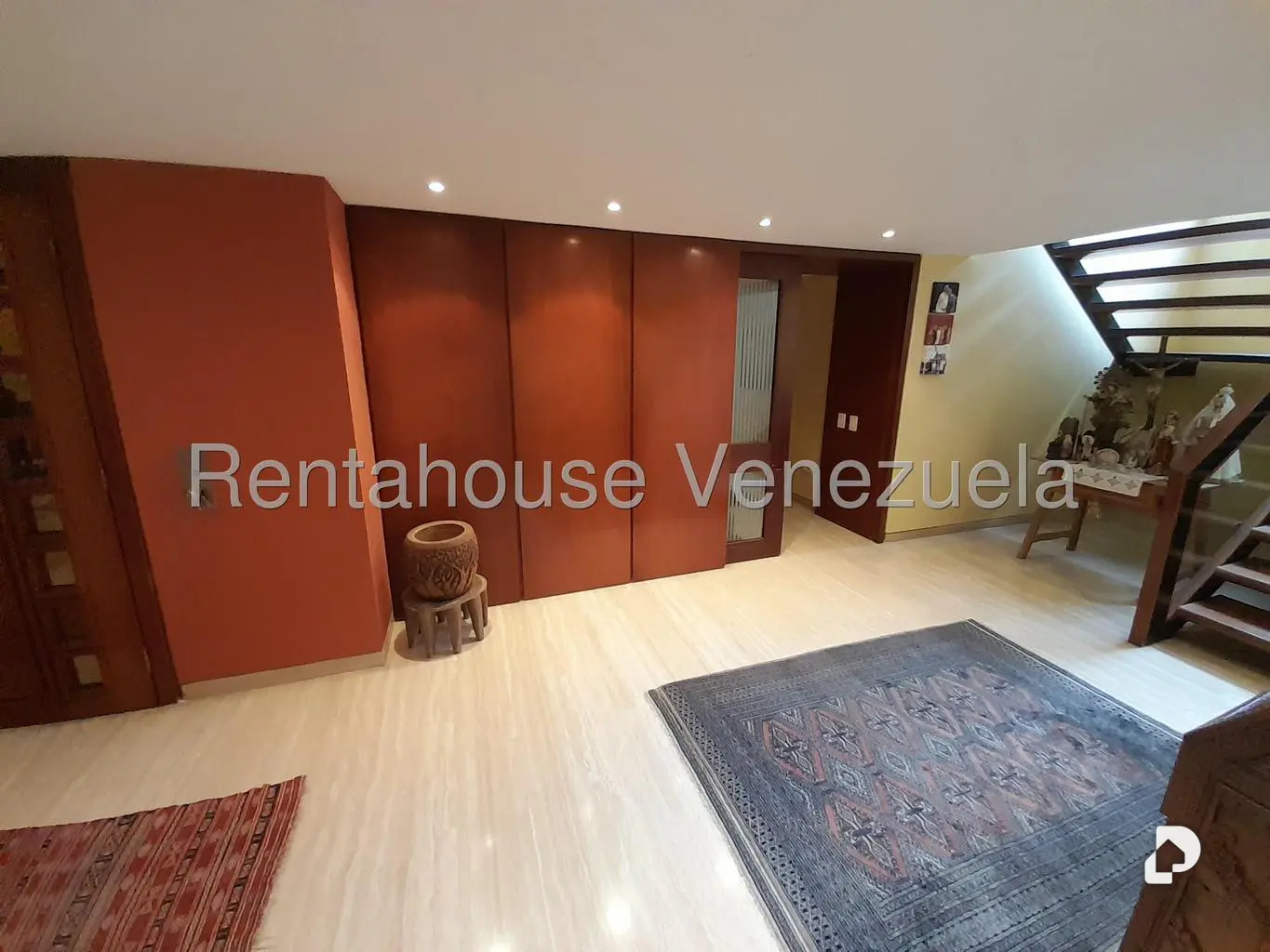 Apartamento en Lomas de La Lagunita, Caracas – 18