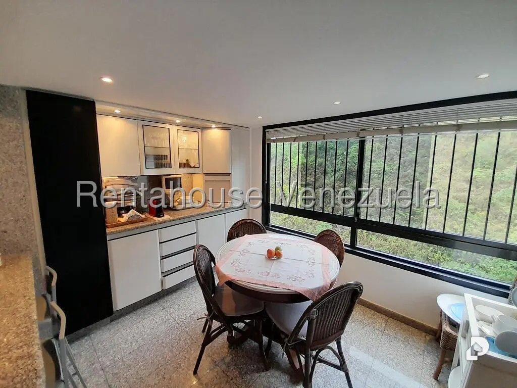 Apartamento en Lomas de La Lagunita, Caracas – 15