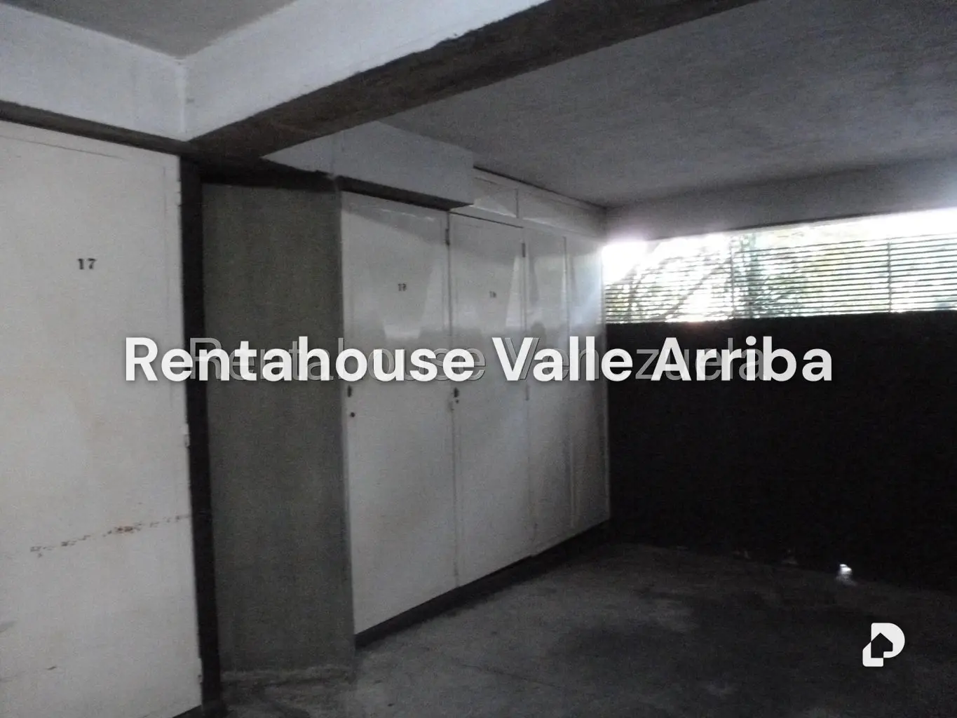 Apartamento en Lomas de Las Mercedes, Caracas – 22