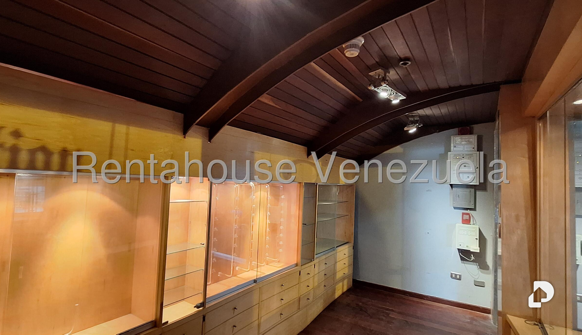 Local comercial en La Castellana, Caracas – 7