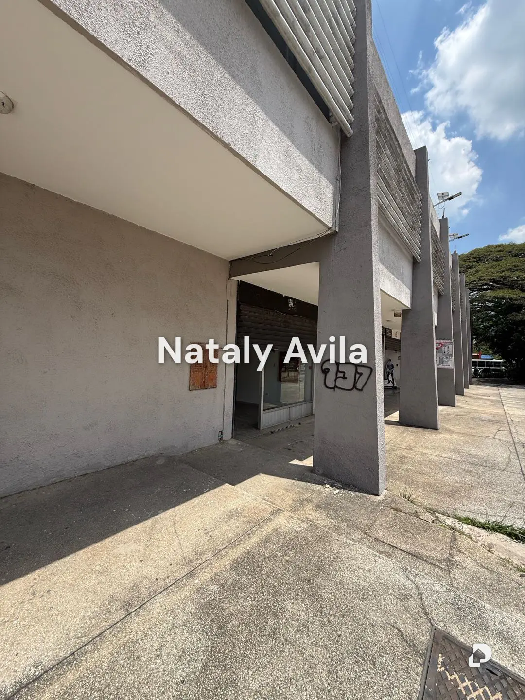 Local comercial en Santa Cecilia, Valencia – 2
