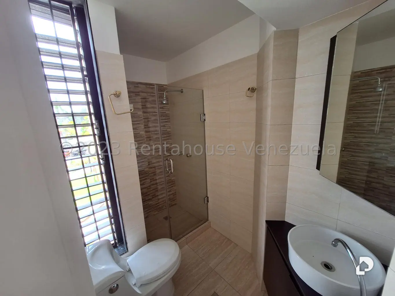 Apartamento en Los Naranjos (del Cafetal), Caracas – 28