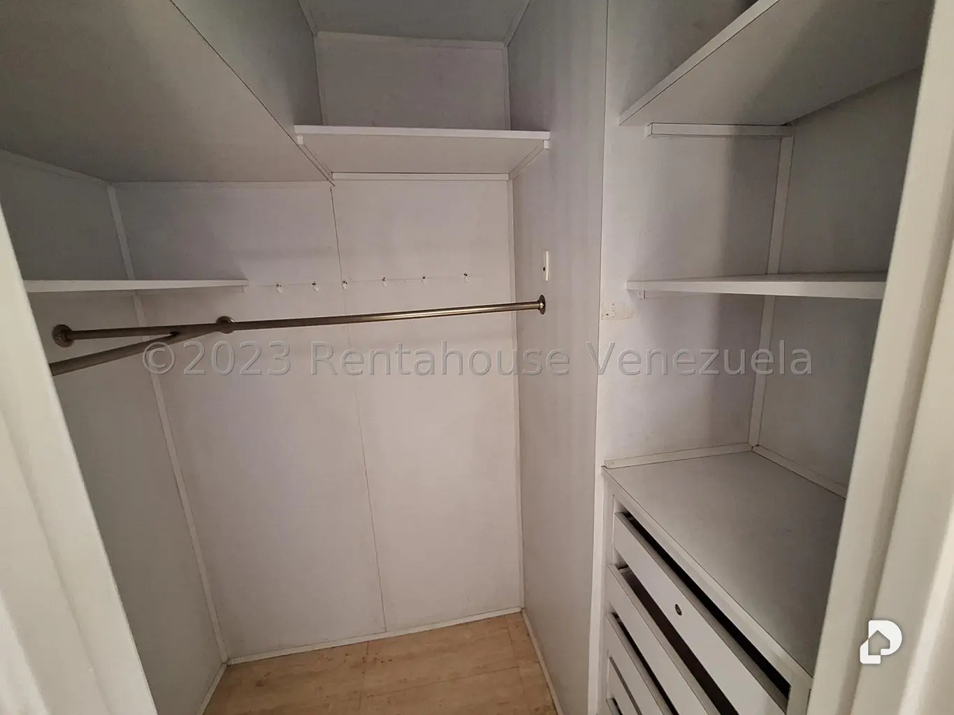 Apartamento en Los Naranjos (del Cafetal), Caracas – 25
