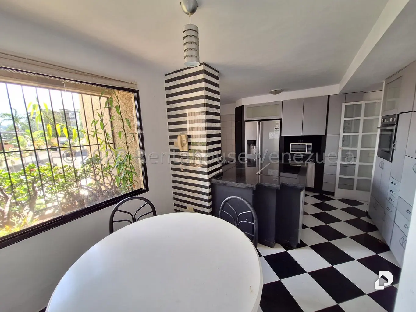 Apartamento en Los Naranjos (del Cafetal), Caracas – 12