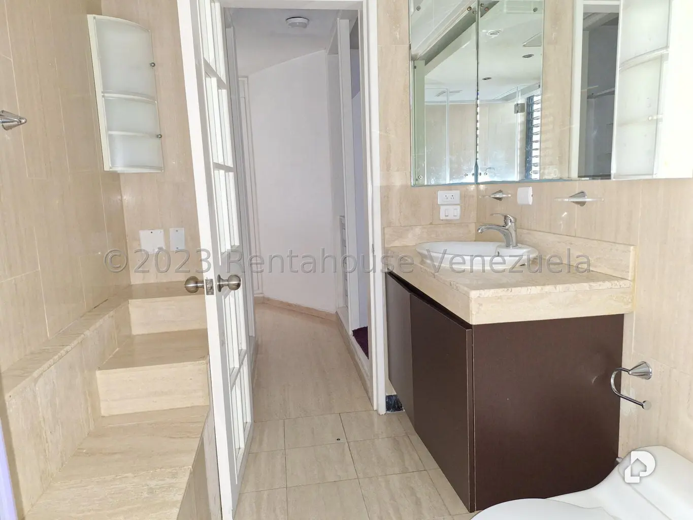 Apartamento en Los Naranjos (del Cafetal), Caracas – 19