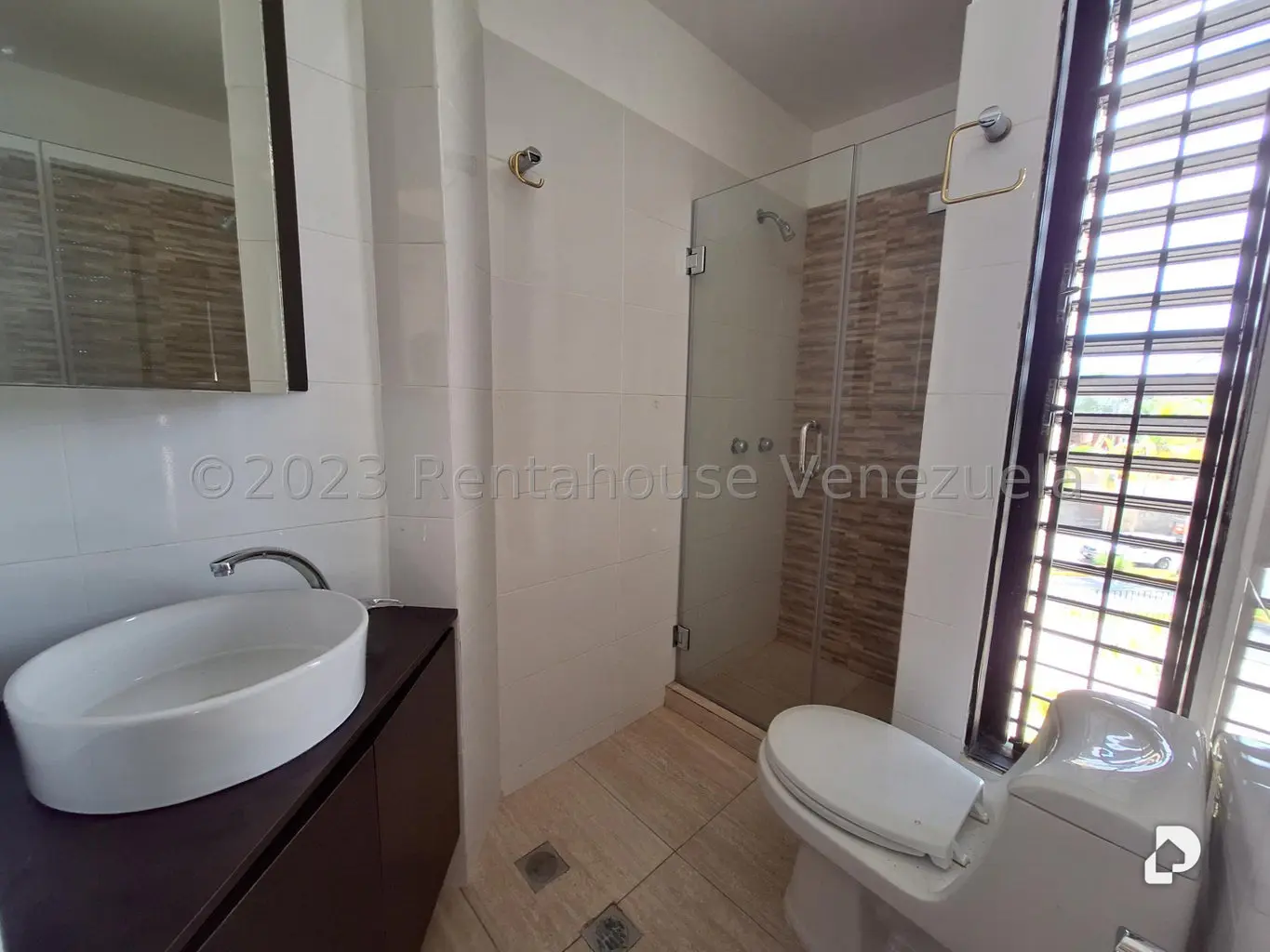 Apartamento en Los Naranjos (del Cafetal), Caracas – 24