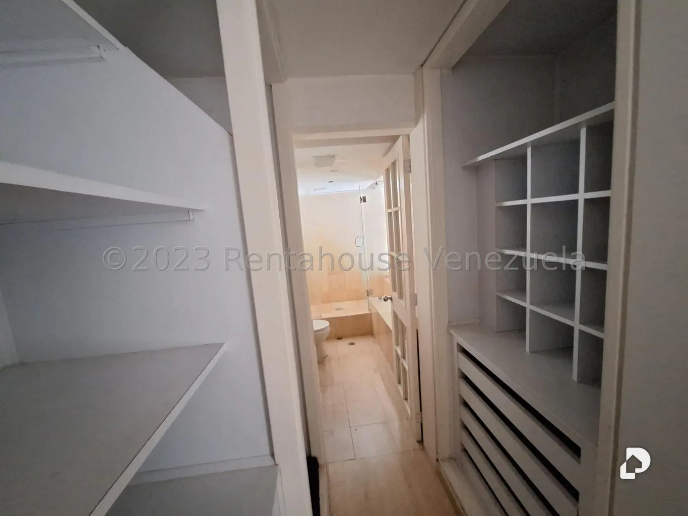 Apartamento en Los Naranjos (del Cafetal), Caracas – 18