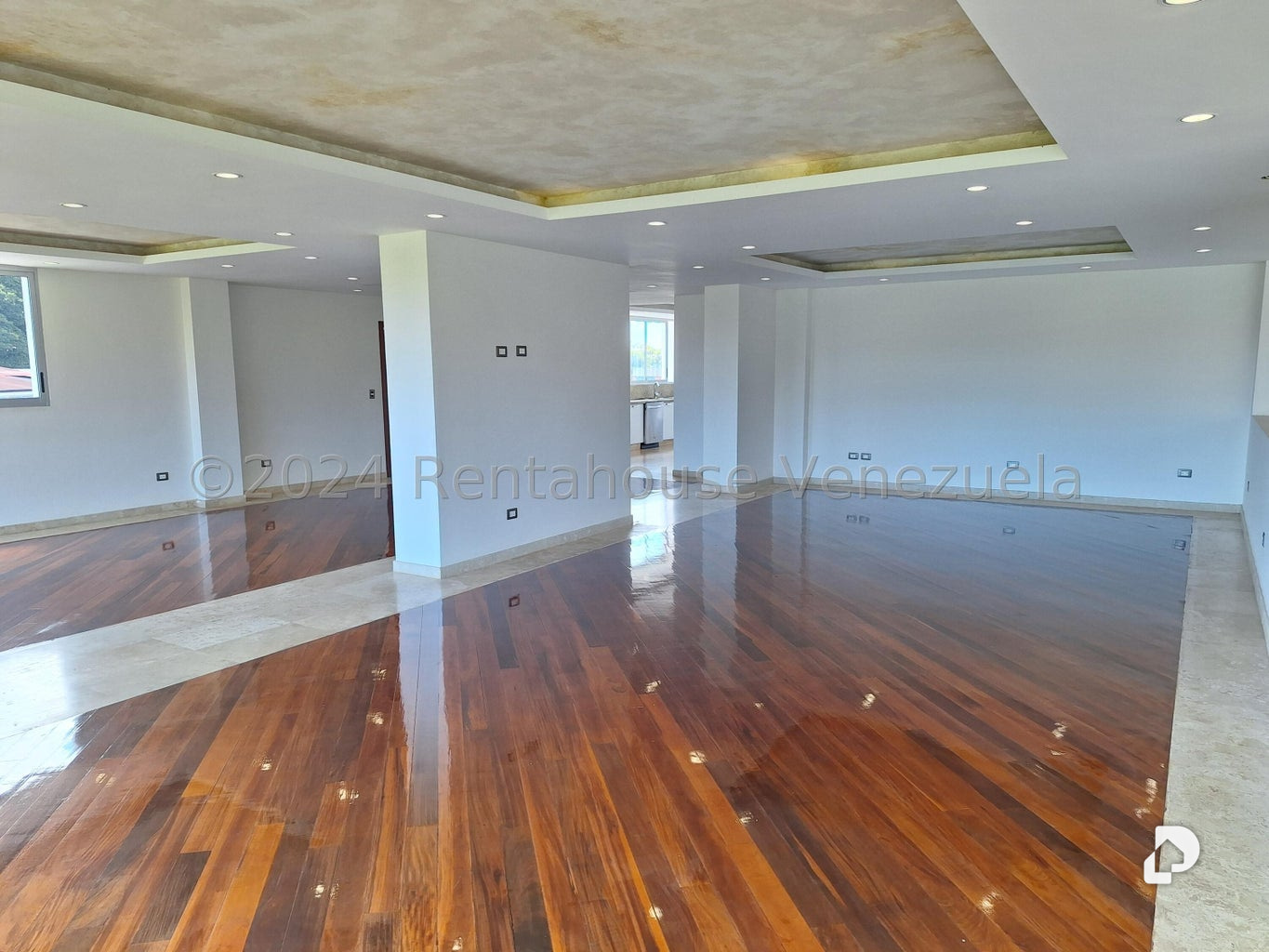 House in La Lagunita Country Club, Caracas – 16