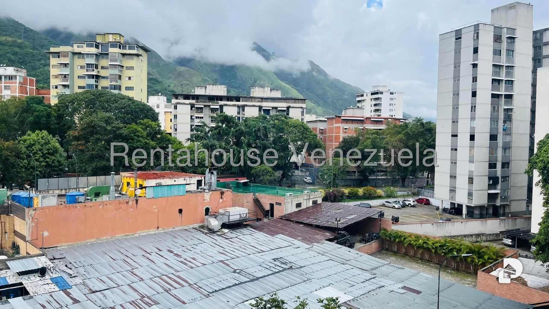 Apartamento en La Urbina, Caracas – 25