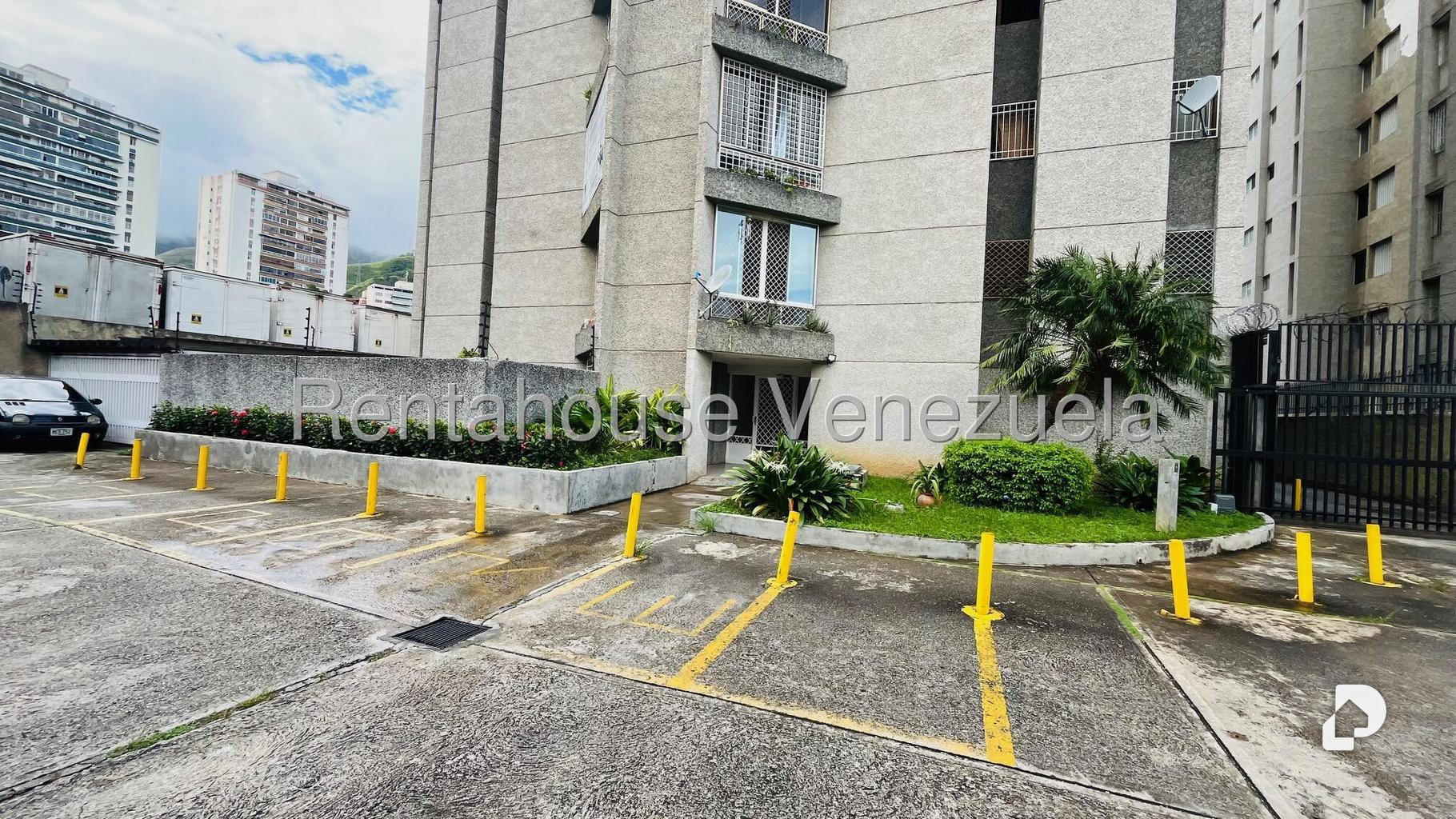 Apartamento en La Urbina, Caracas – 24