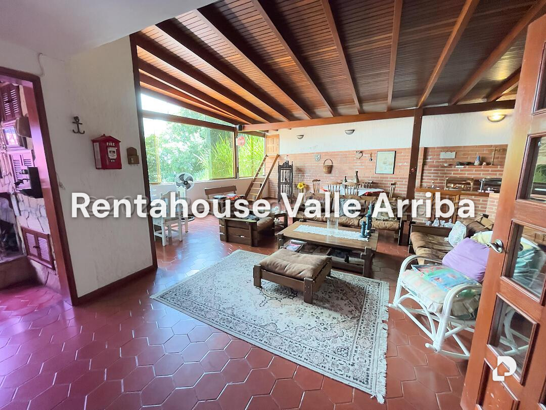 Casa en Alto Prado, Caracas – 10