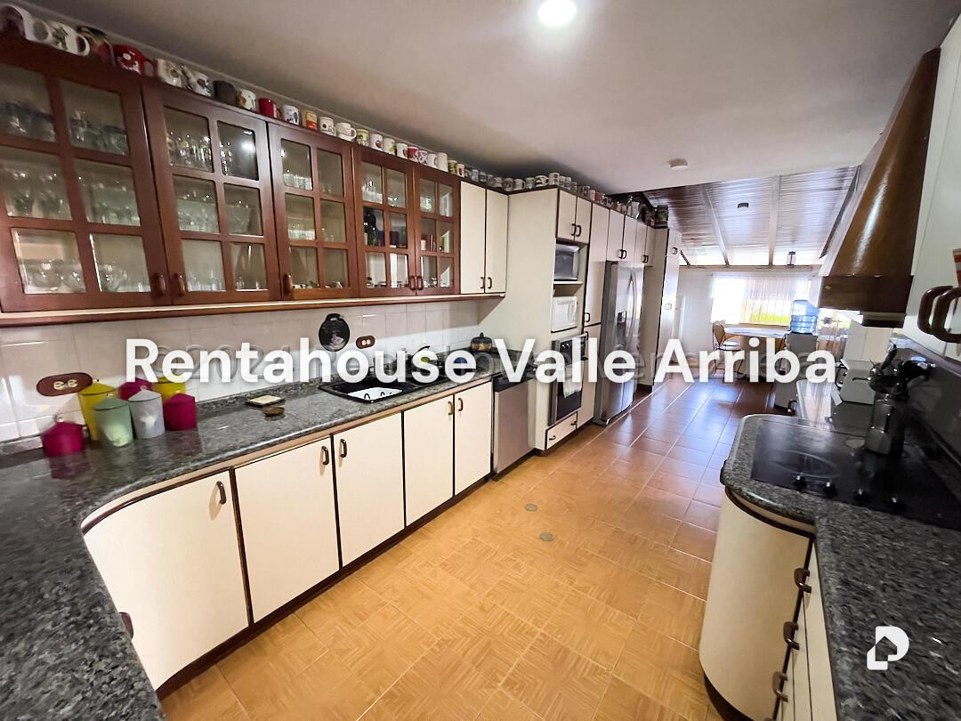 Casa en Alto Prado, Caracas – 5