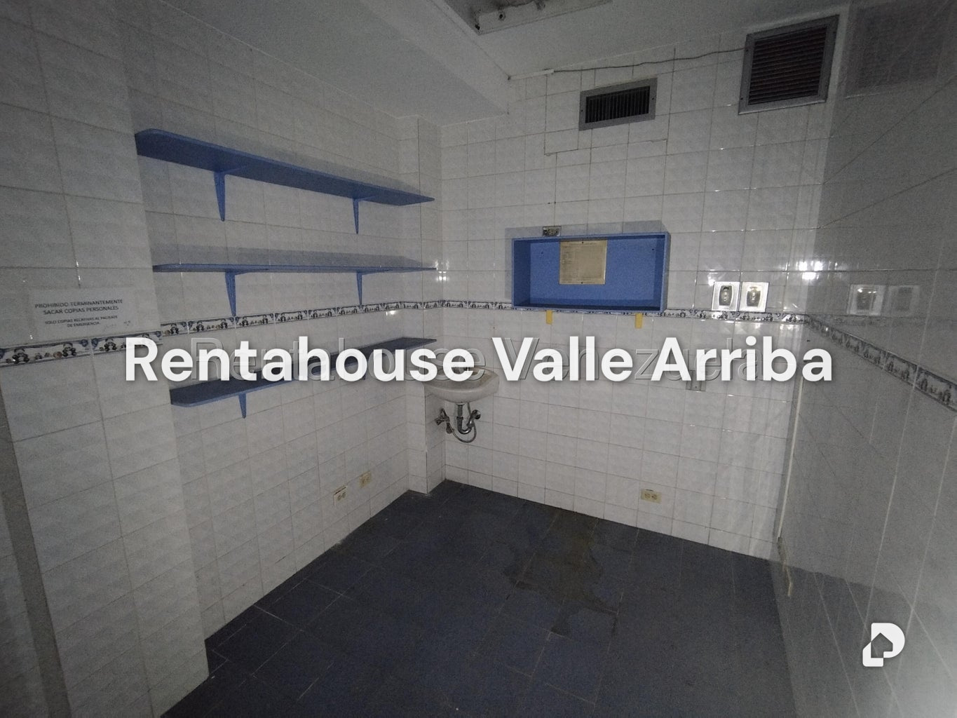 Edificio en Alta Florida, Caracas – 13
