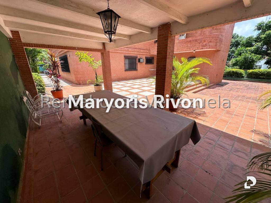 Casa en Altamira, Caracas – 12