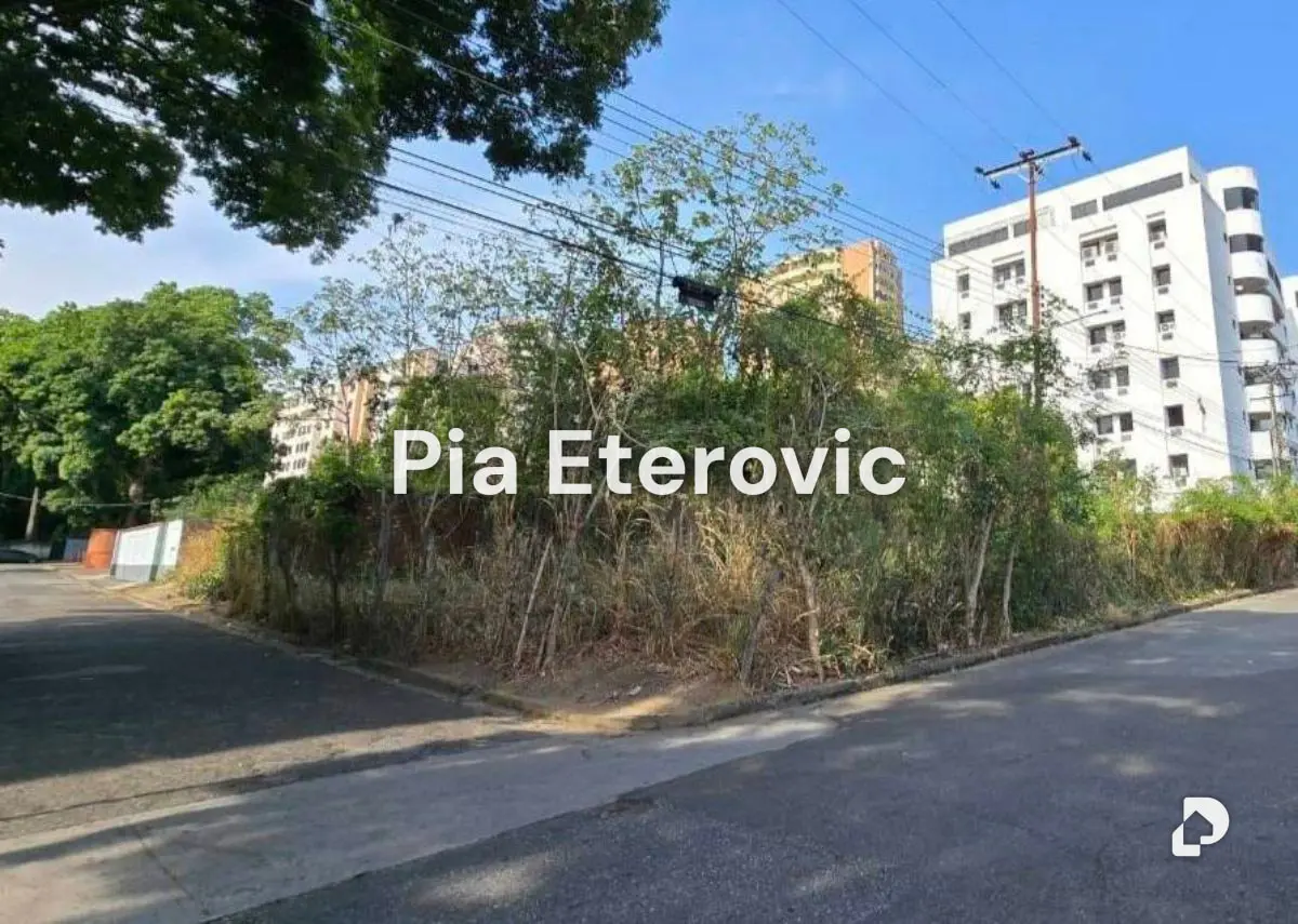 Terreno en Parroquia Urbana San José, Valencia – 4