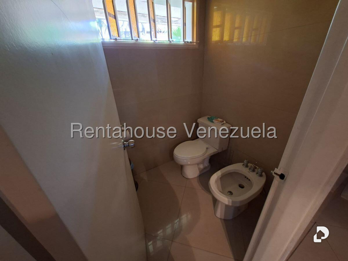 Casa en Cerro Verde, Caracas – 22