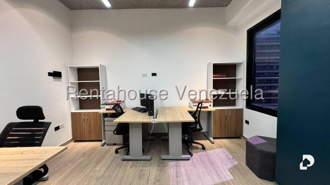 Local comercial en Sebucan, Caracas – 12