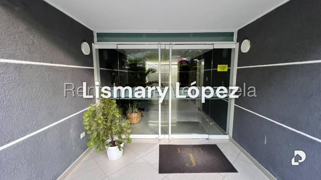 Apartamento en Los Naranjos Humboldt, Caracas – 2