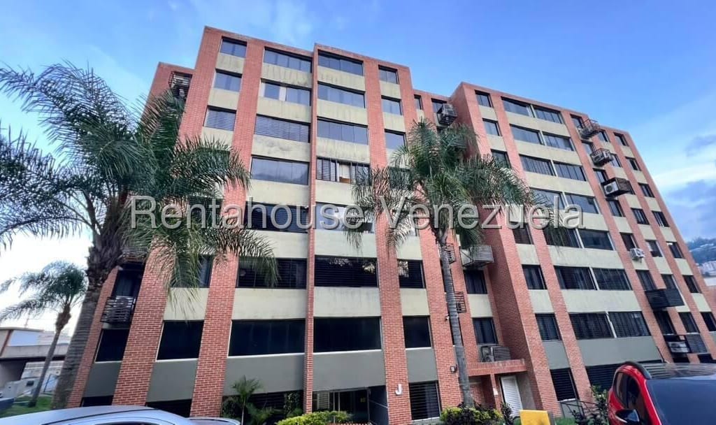 Apartment in Los Naranjos Humboldt, Caracas - 1
