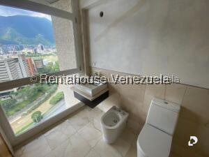 Apartamento en Lomas de Las Mercedes, Caracas