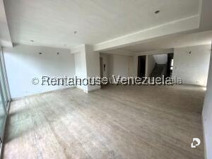 Apartamento en Lomas de Las Mercedes, Caracas