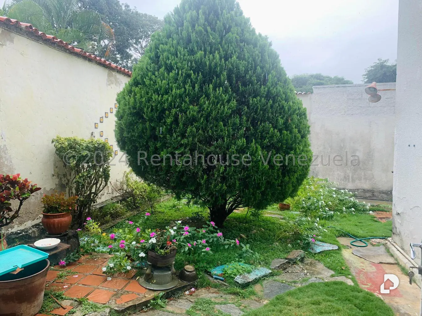 Casa en Santa Cecilia, Caracas – 22